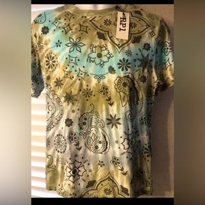 RP1 Men's NWT Army Green Tie Dye Floral T-Shirt Short Sleeve medium